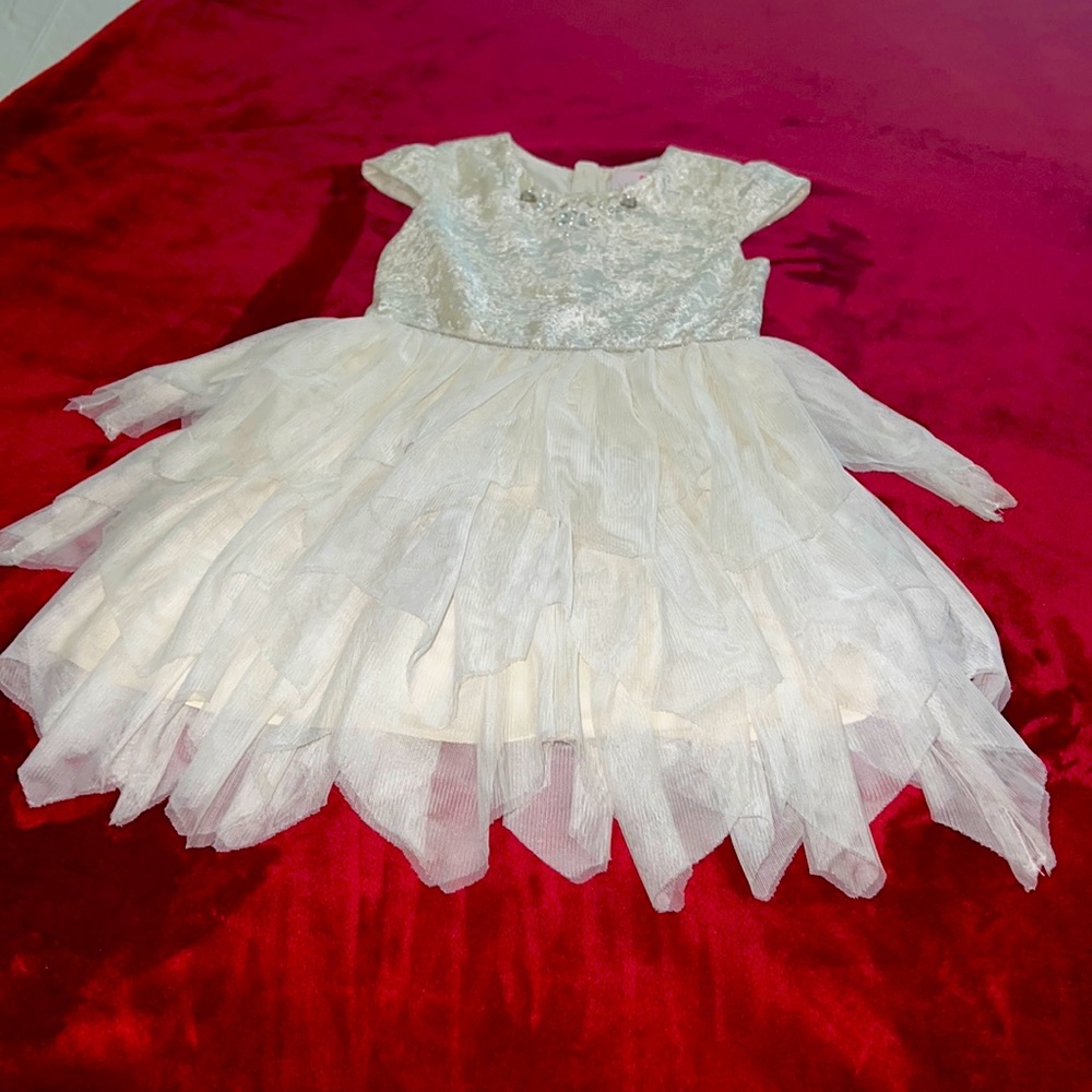 Little girls dress